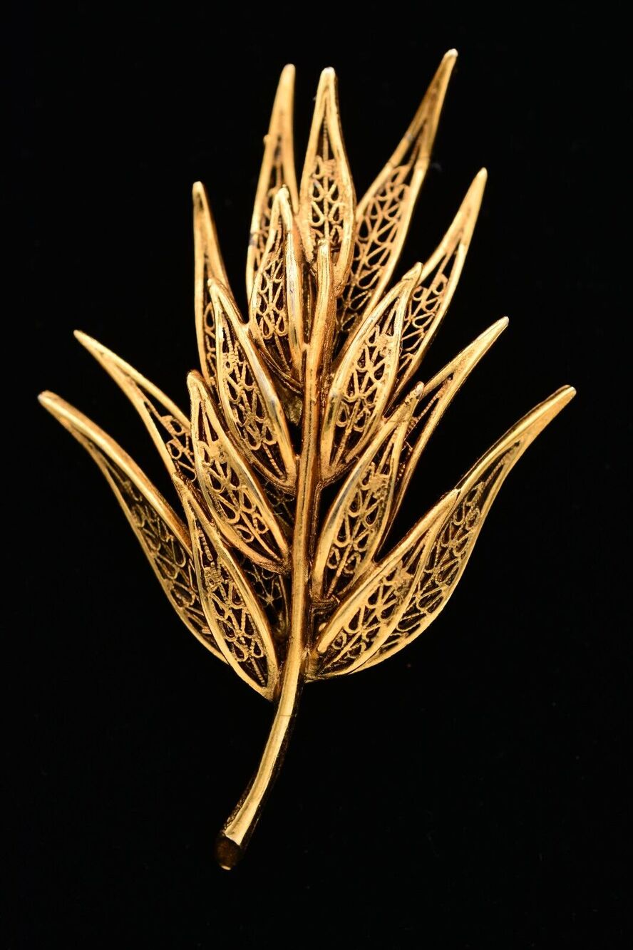 Vintage 3D Leaf Pin Brooch Antiqued Gold Filigree Spiked Big Chunky 1980s BinJ